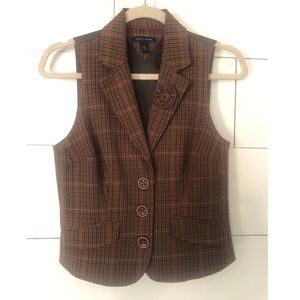 Tommy Hilfiger plaid vest